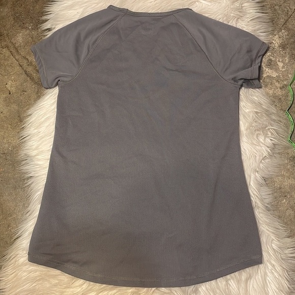 PUMA Gray Lightweight Workout‎ Shirt - Picture 2 of 7